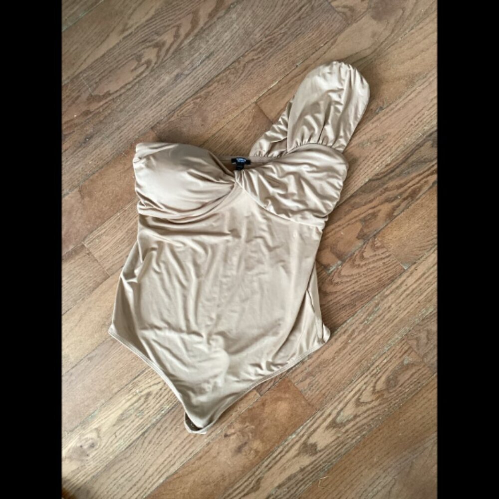 EUC Express Camel Tan One Shoulder Body Contour Bodysuit L Large